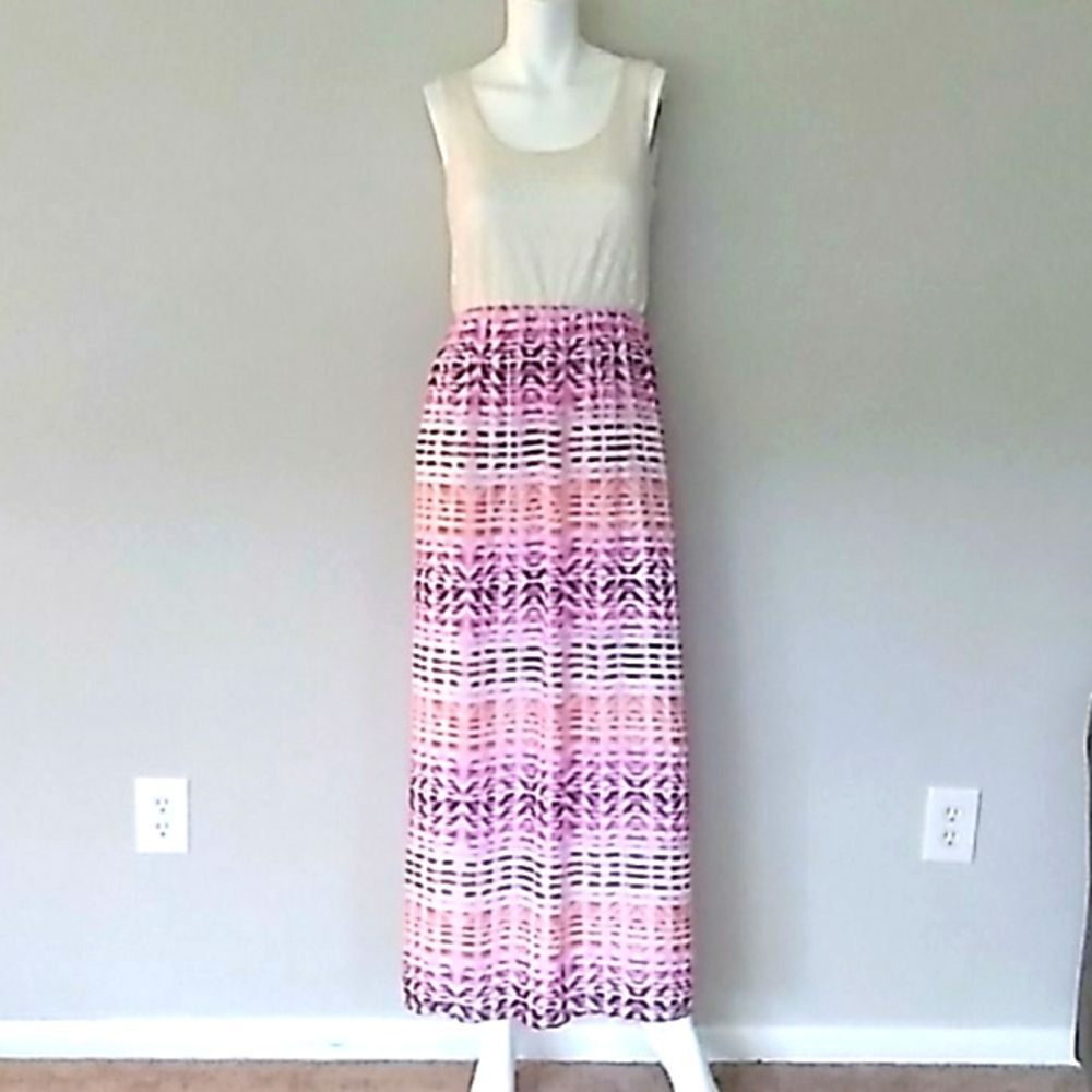 Lily Rose Multicolor Sleeveless Maxi Dress.
